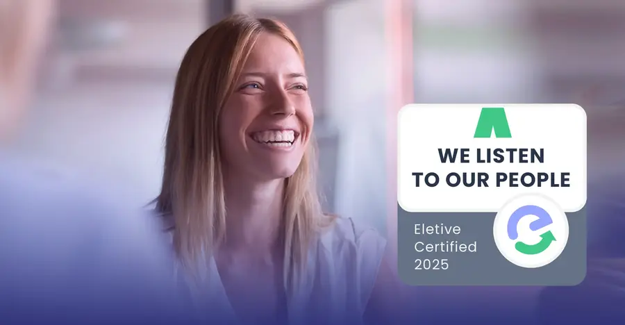 Teamet fejrer opnåelse af certificering af medarbejderengagement.