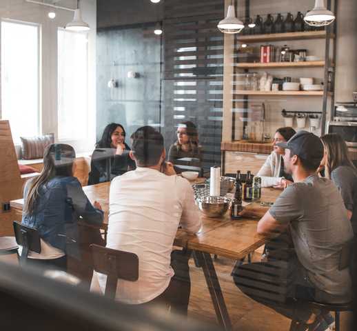 Bekrachtigde mensen zorgen voor verandering